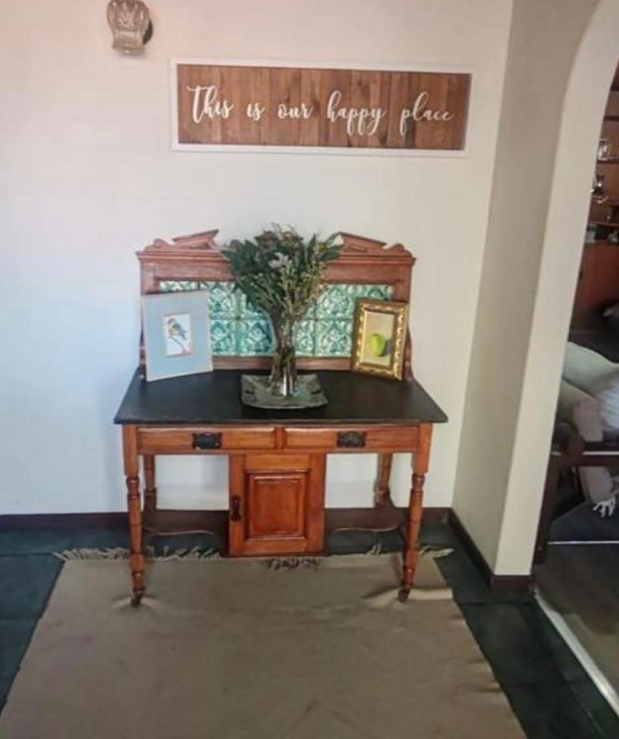 4 Bedroom Property for Sale in Windsor Park Eastern Cape